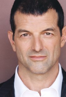 Mark Harelik plays Dr. Eric Gablehauser on Big Bang Theory